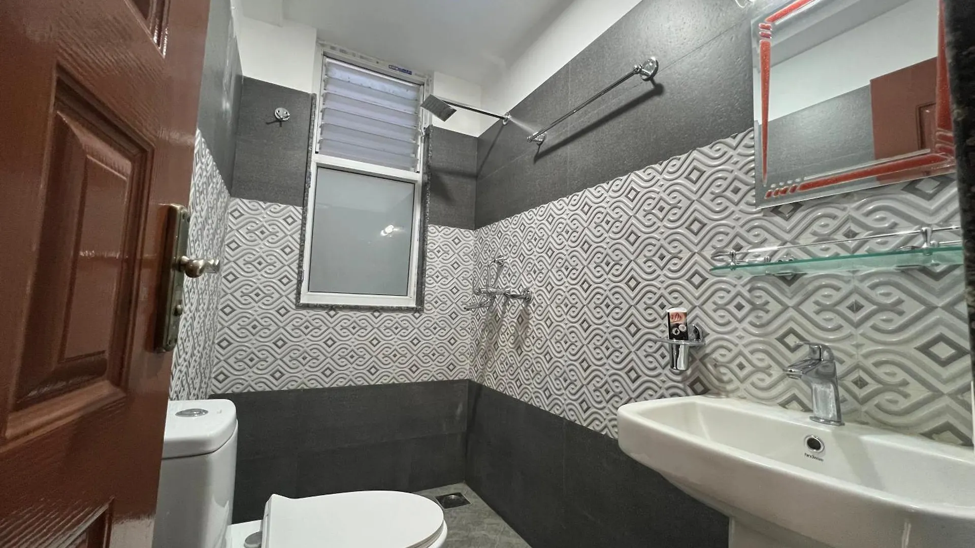 Golfutar Suites 카트만두 0*,  네팔