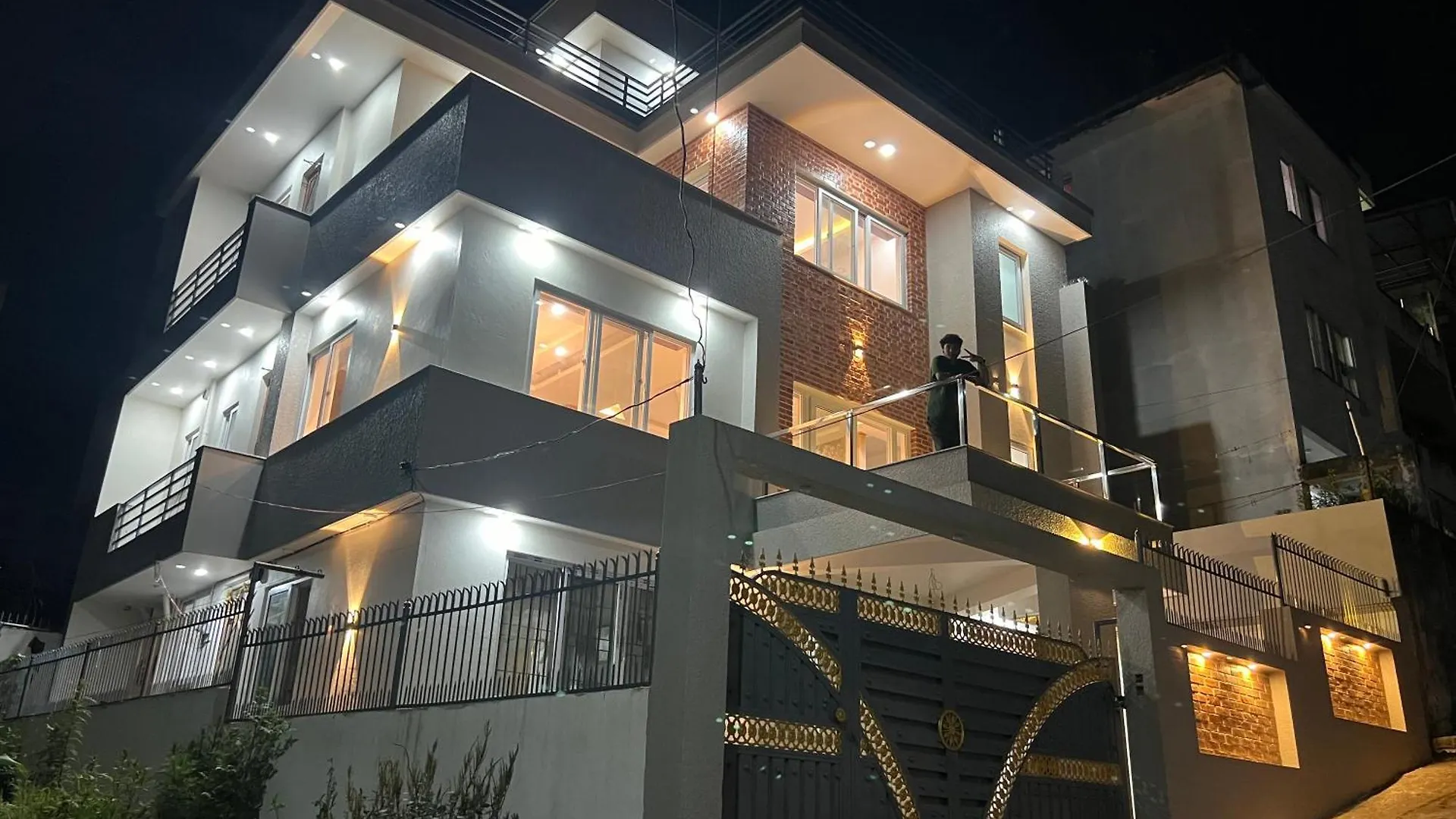 Golfutar Suites 카트만두